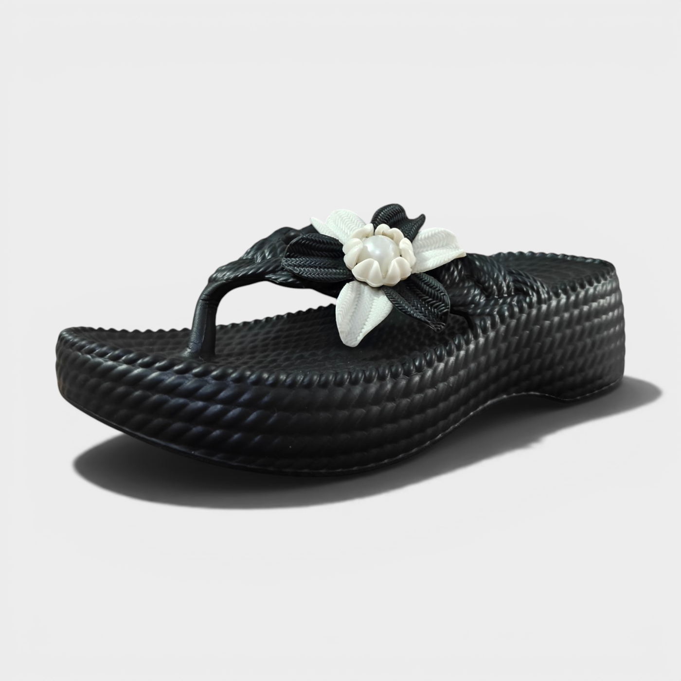 Elegant Floral Platform Flip Flops – Textured Comfort Slippers for Women