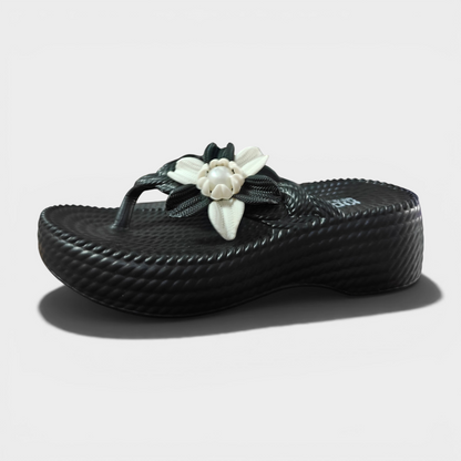 Elegant Floral Platform Flip Flops – Textured Comfort Slippers for Women