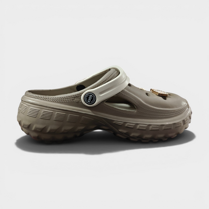 Trendy Charm Clogs for Kids – Lightweight Comfort Garden Shoes