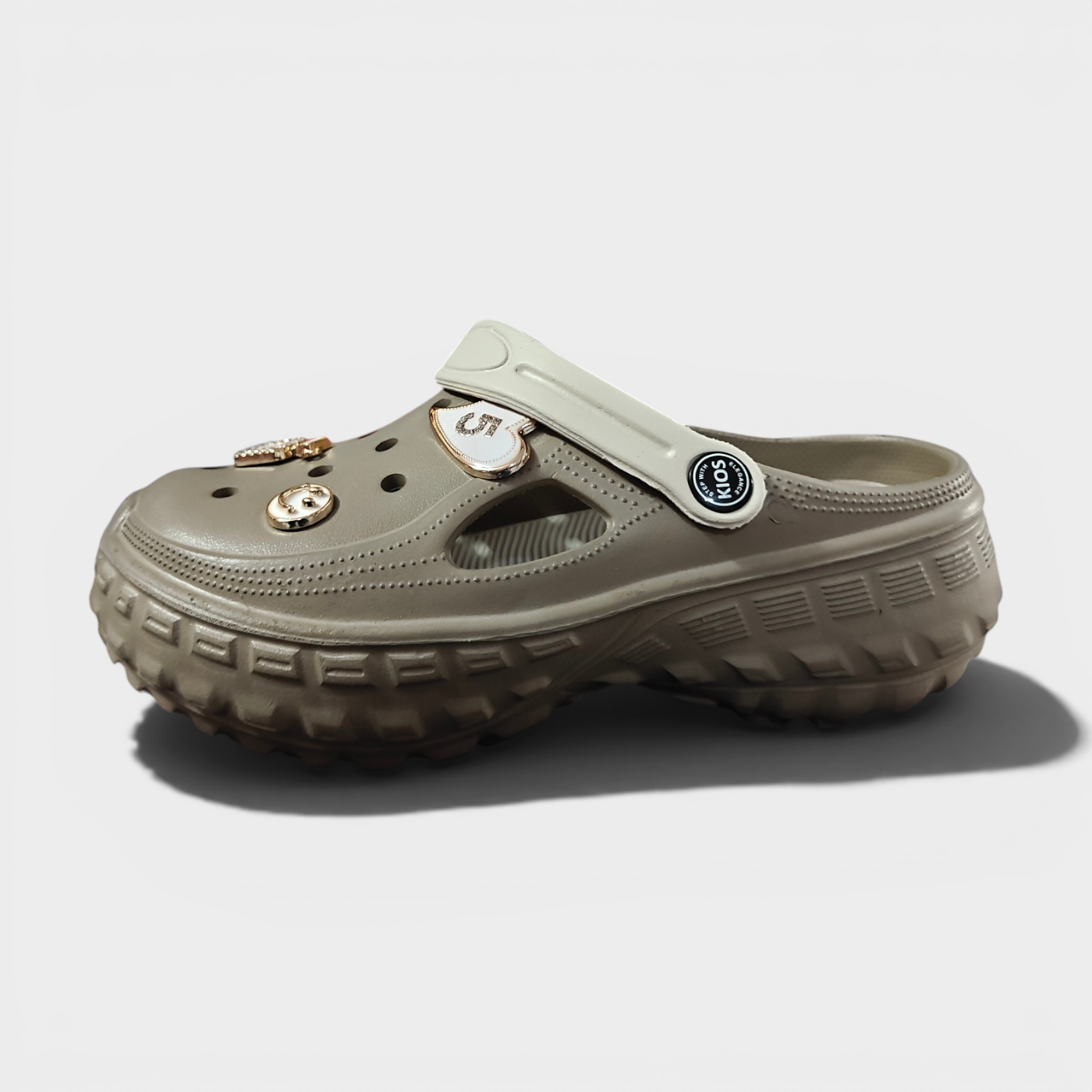 Trendy Charm Clogs for Kids – Lightweight Comfort Garden Shoes