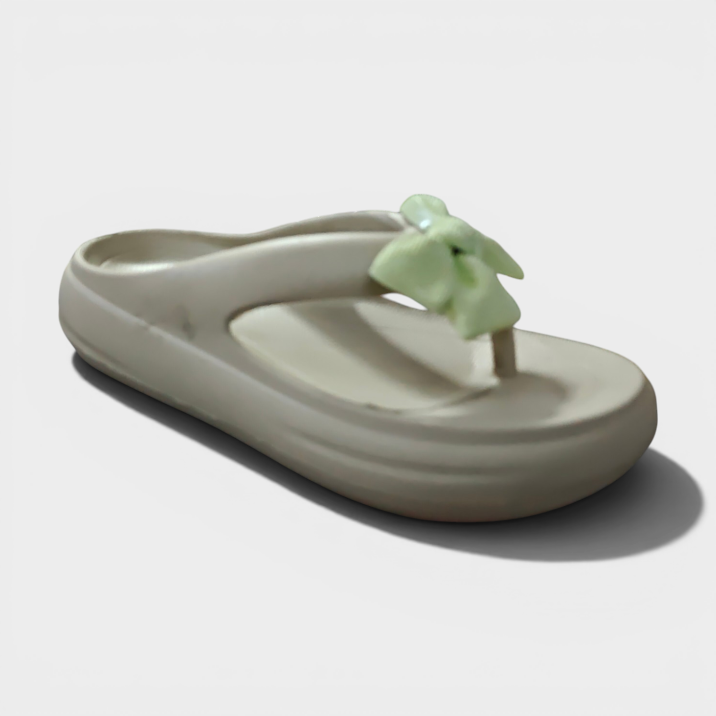 Minimalist Flower Accent Flip Flops – Lightweight Casual Comfort Slippers