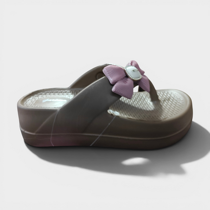 Elegant Bow Platform Flip Flops for Girls – Beige & Pink Casual Slippers